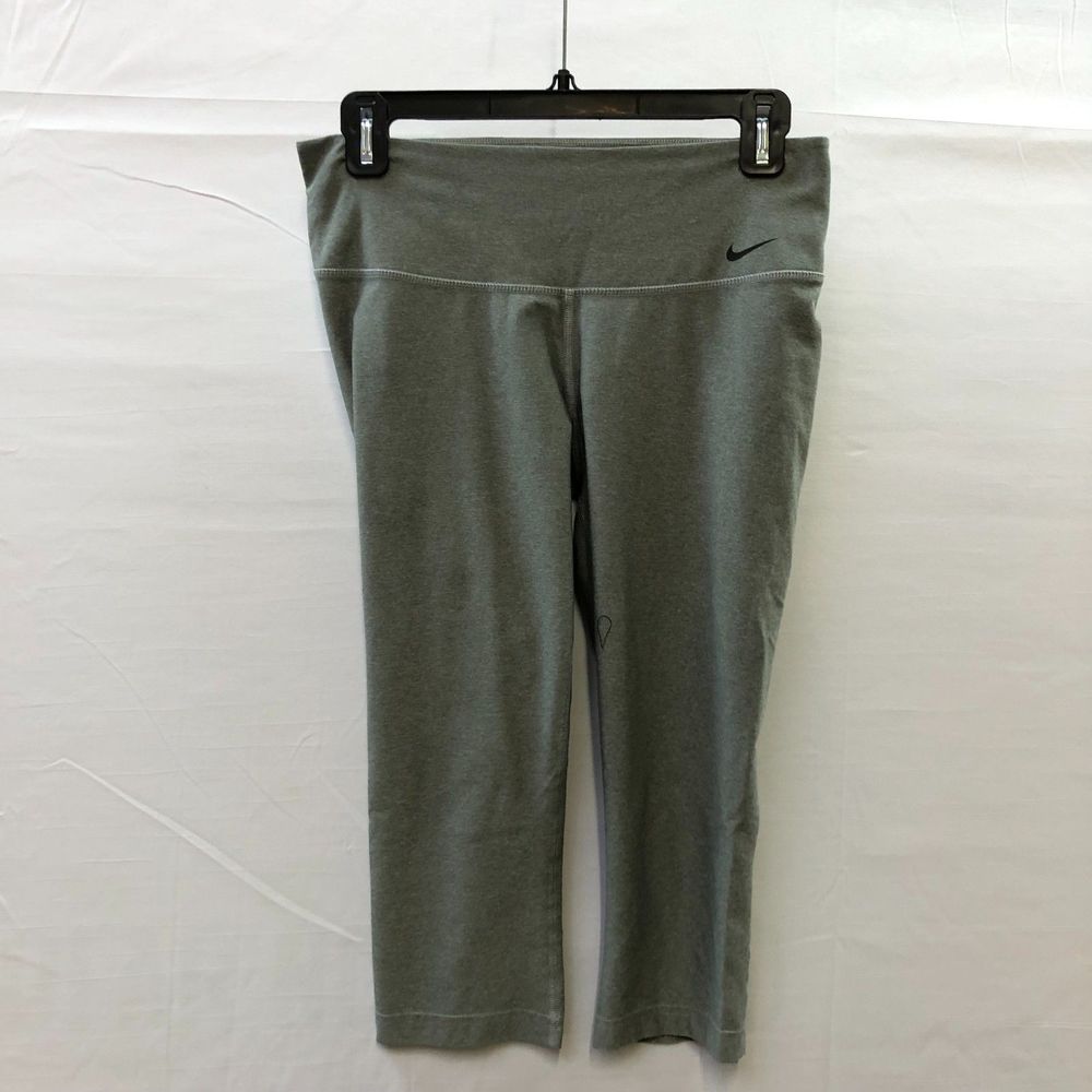 Nike Dri Fit Gray Cropped Leggings S
